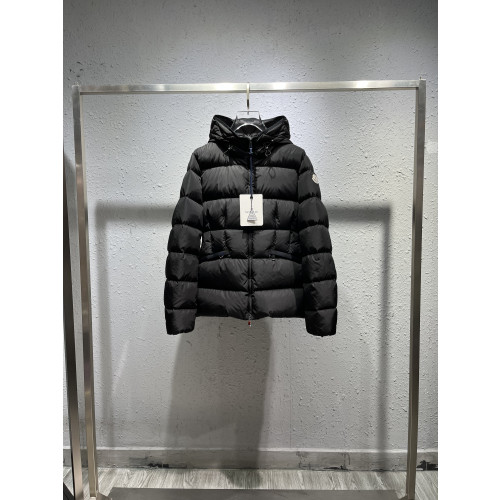 몽클레어 극소량 avoce 아보체 숏 다운 패딩